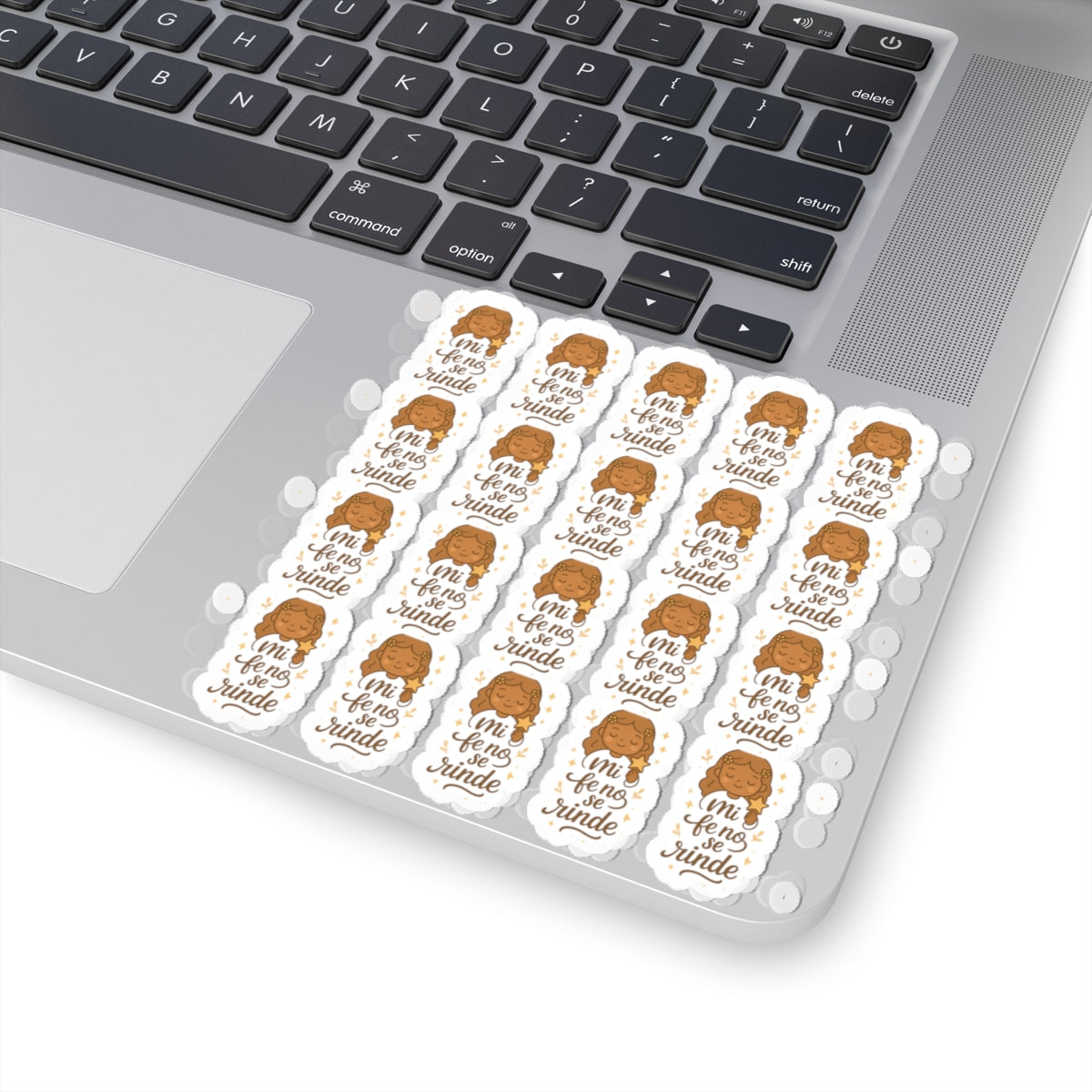Mi fe no se rinde Spanish Christian Stickers – Kawaii Angels with Faith Phrases for Journaling, Encouragement & Daily Peace. Because sometimes, your faith just needs a visual reminder in your own language.